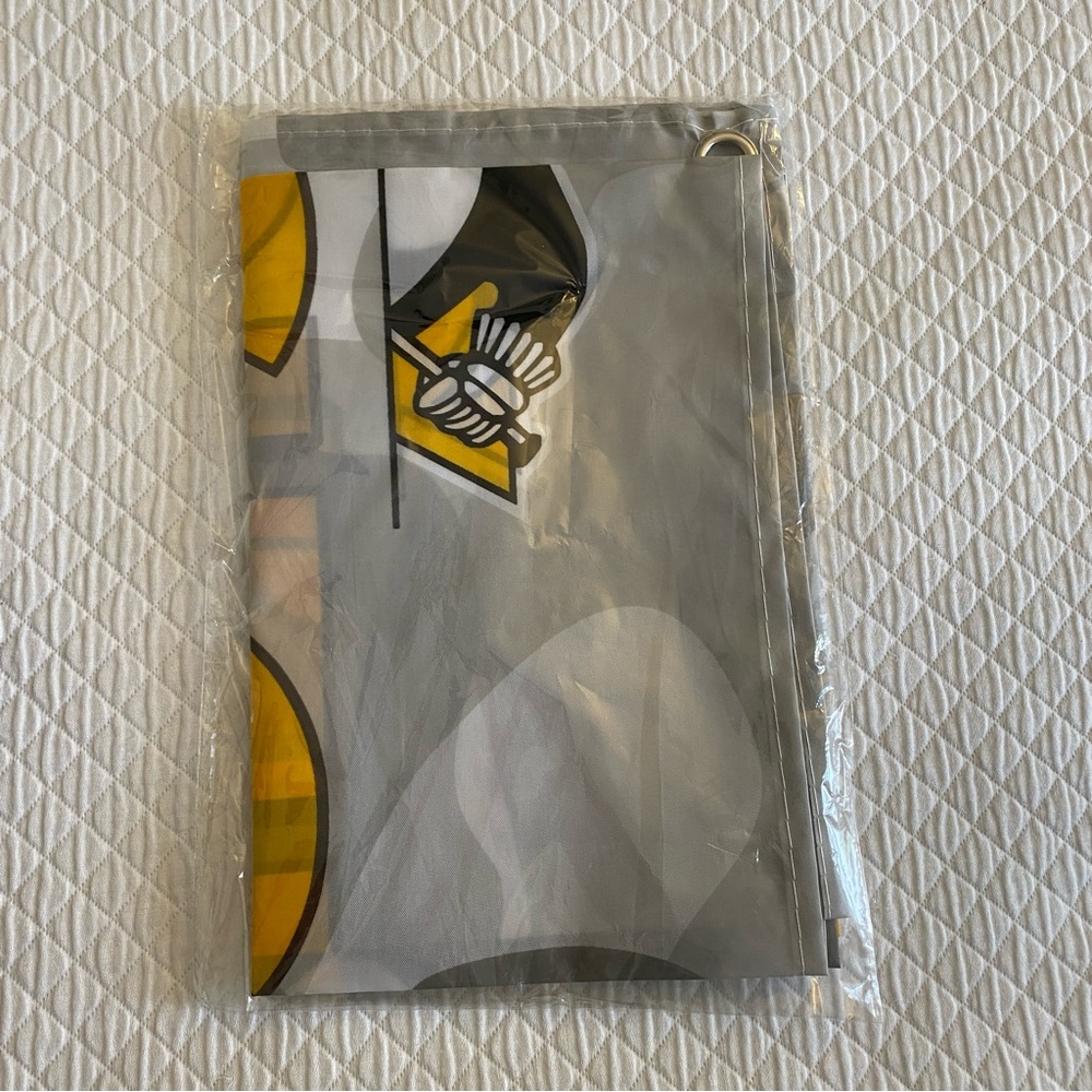 Pittsburgh Penguins 2023-24 Military Appreciation Banner Flag SGA Veterans Day.